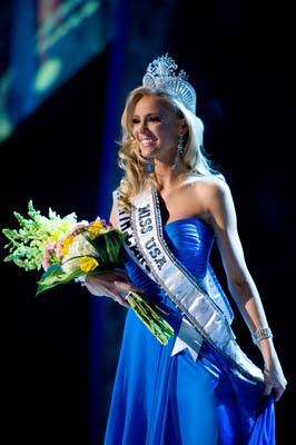 Kristen Dalton wins Miss USA 2009